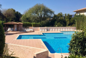 Appartement spacieux avec jardin coeur de st Tropez